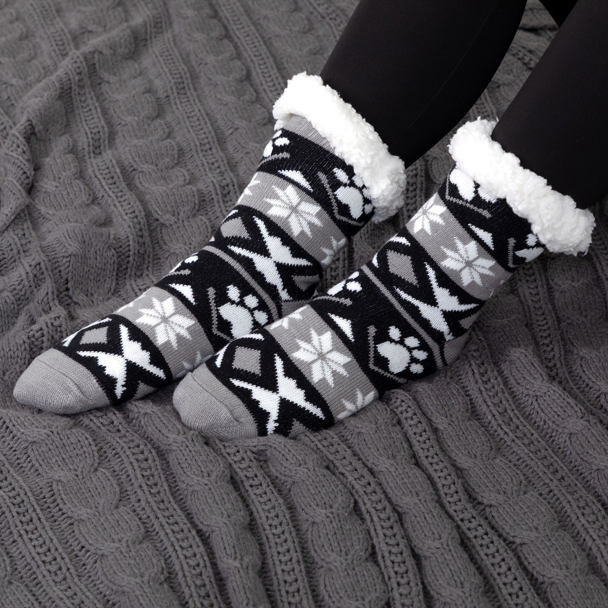 Sherpa Fleece-Lined Paw Print Cabin Slipper Socks