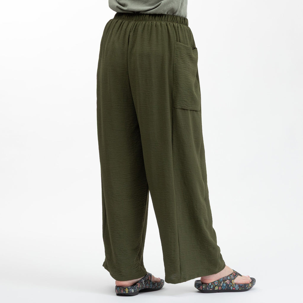 Paw Print Relaxed Lightweight Wide Leg Pants with Pockets