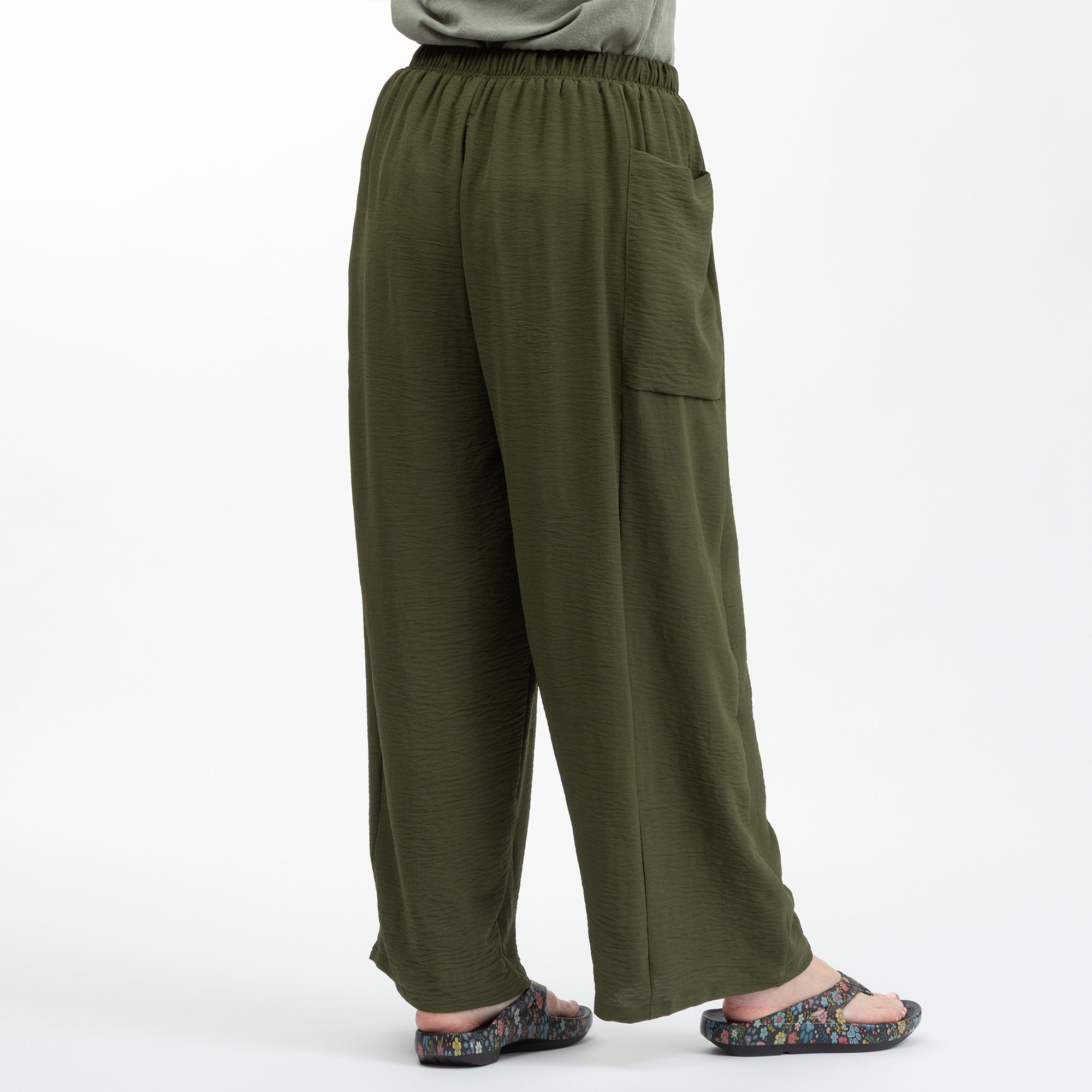 Paw Print Relaxed Lightweight Wide Leg Pants with Pockets