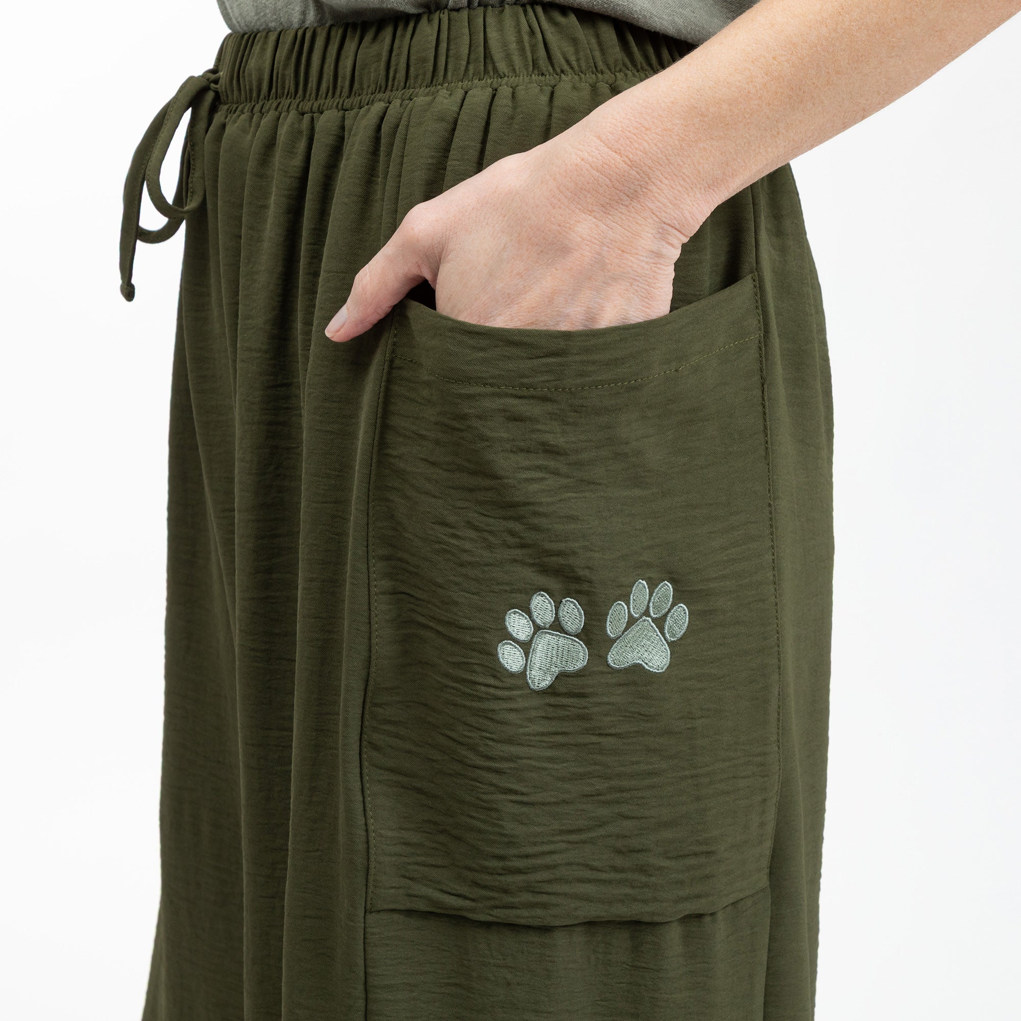 Paw Print Relaxed Lightweight Wide Leg Pants with Pockets