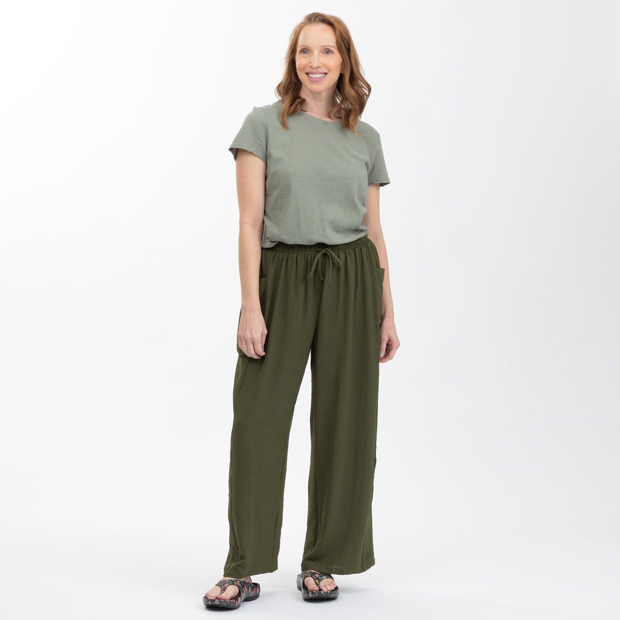 Paw Print Relaxed Lightweight Wide Leg Pants with Pockets