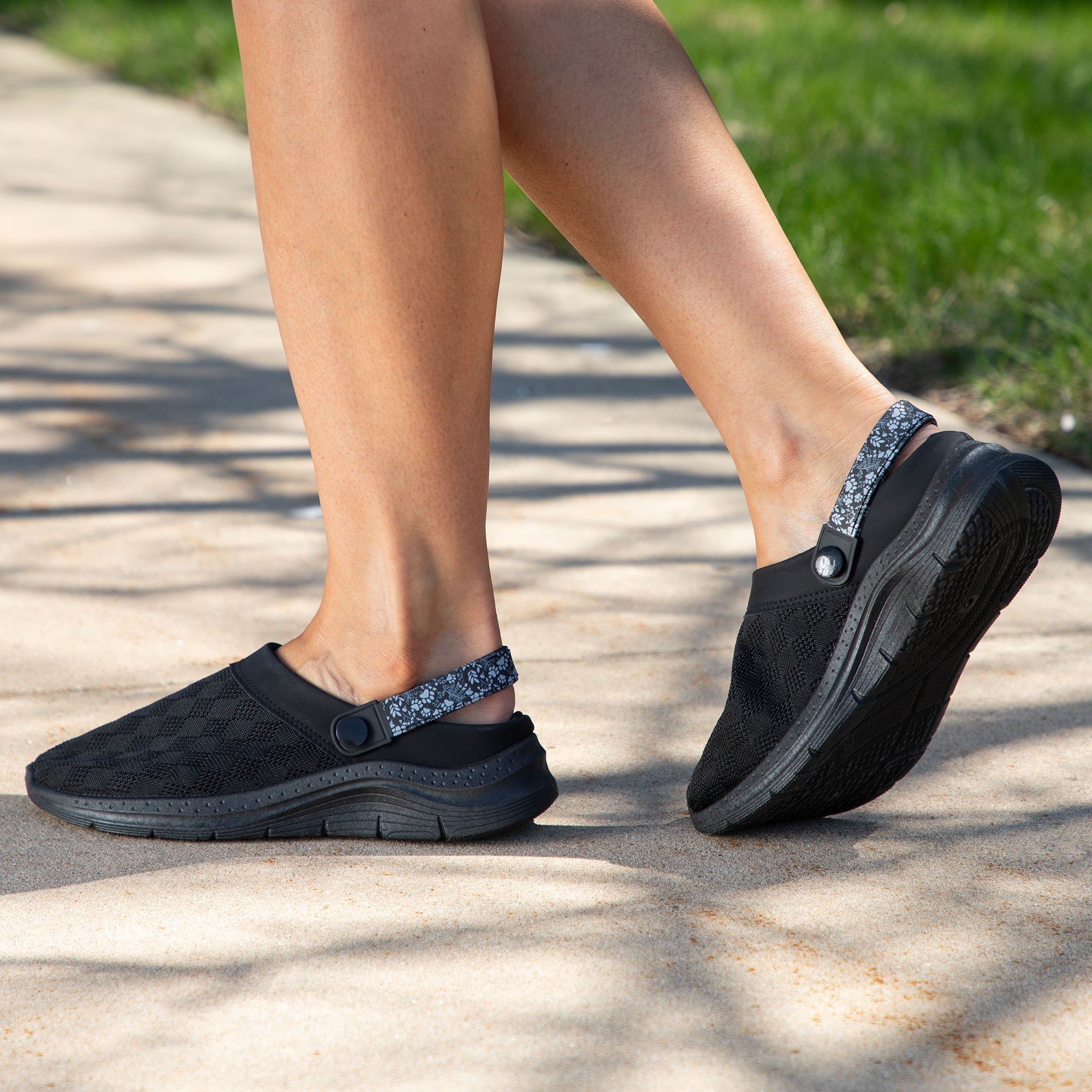 Paw Flexible Knitted Slip-On Clogs with Convertible Strap