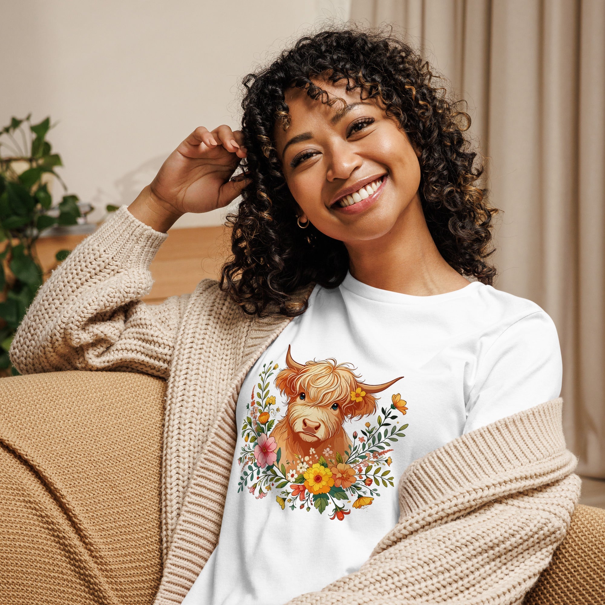 Highland Cow Women's Relaxed T-Shirt